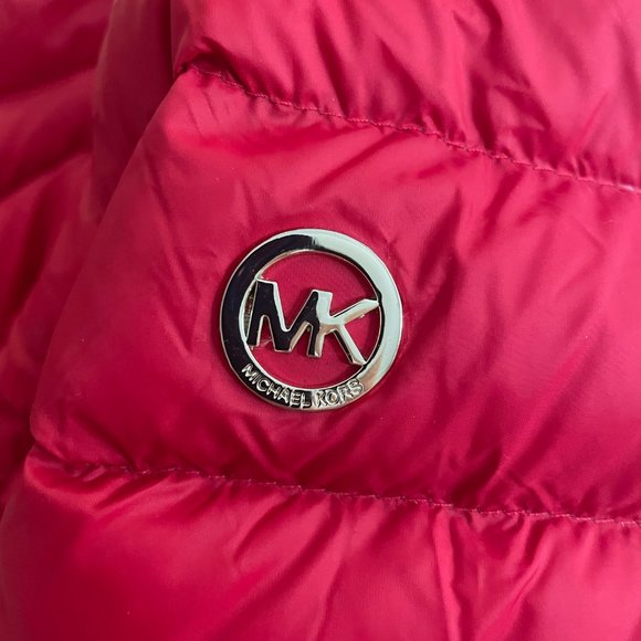 Michael Kors Packable, Hooded ,Down Filled, Deep Red coat jacket size m - Picture 5 of 6
